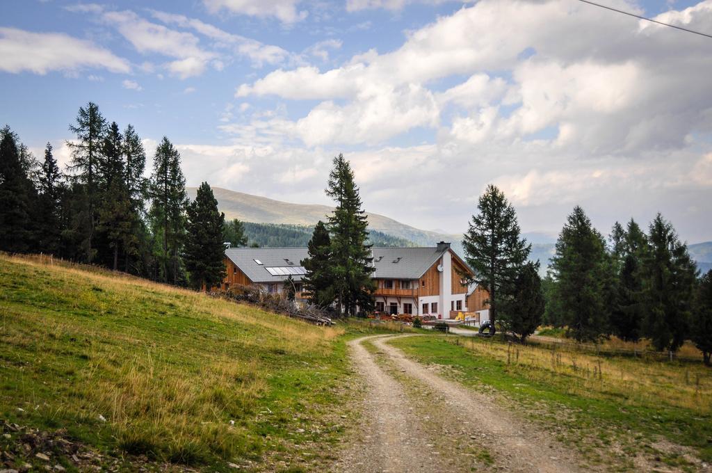 Jufa Hotel Hochrindl Exterior photo