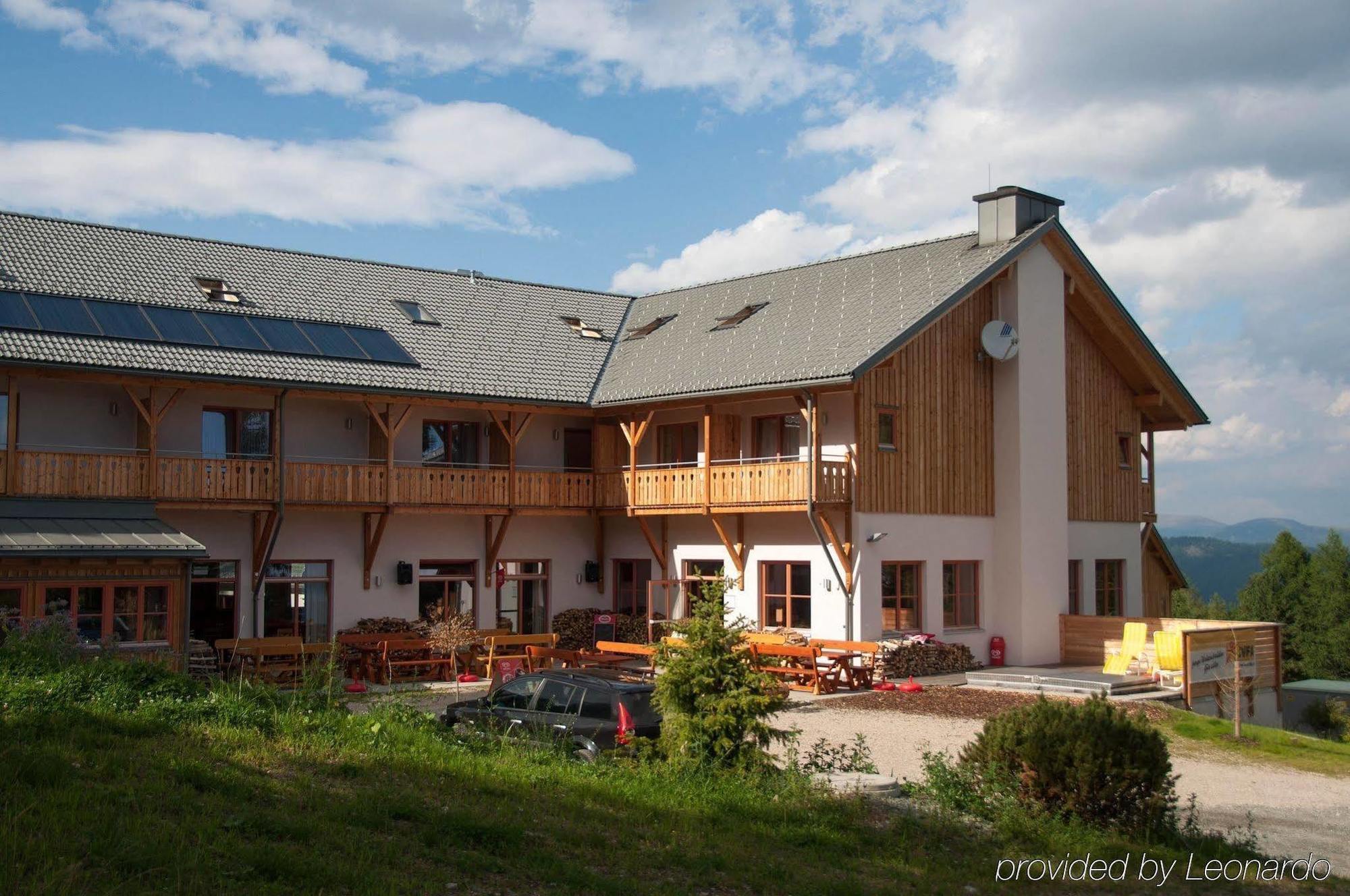Jufa Hotel Hochrindl Exterior photo